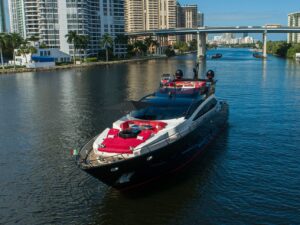 rent a yacht in miami price